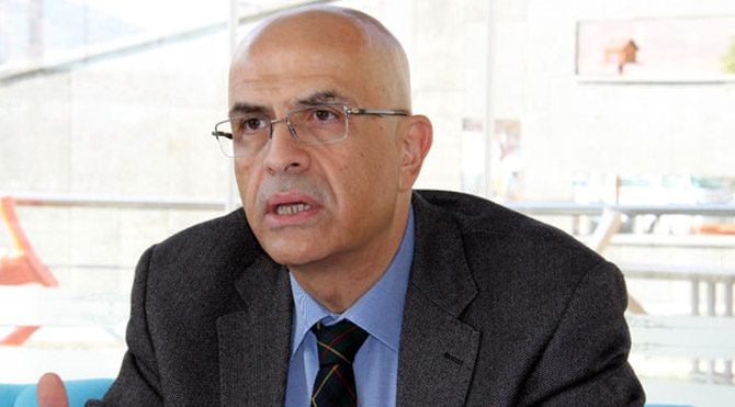 Enis Berberoğlu'na yurt dışına çıkış yasağı