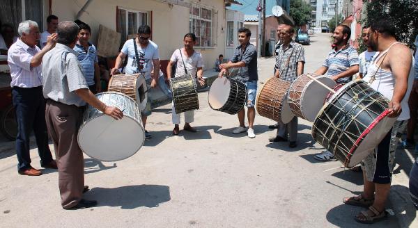 Bandırma'da davulculardan son prova
