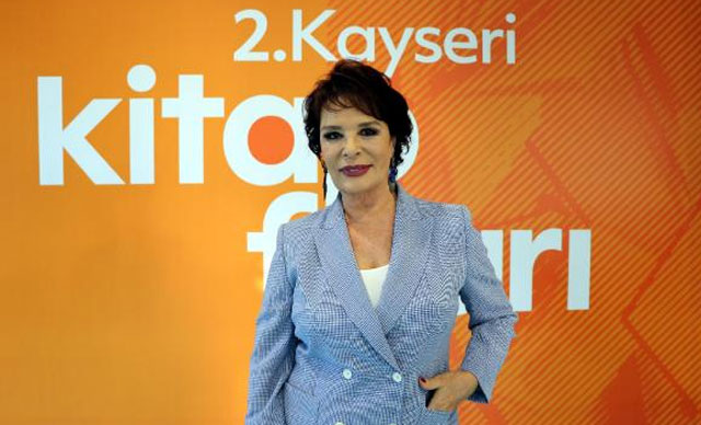 Hülya Koçyiğit: Atatürk'ün huzurunda söz verdim