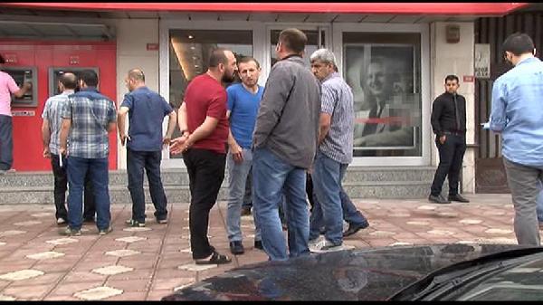 Sultangazi'de banka soygunu (1)