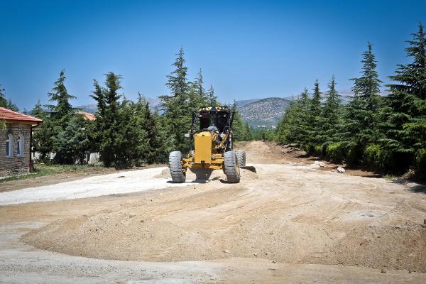 Demirel'in toprağa verileceği İslamköy'de tören hazırlığı