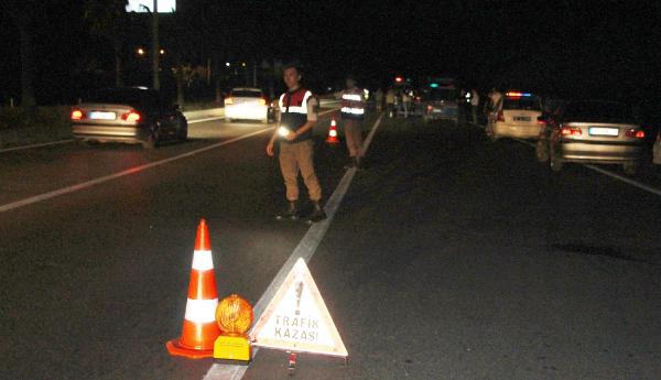 İş dönüşü motosiklet çarpan kız yaşamını yitirdi