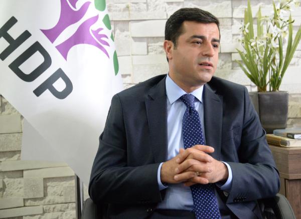 Demirtaş:AKP ile CHP, ilkelerimizi içerecek koalisyon kurarsa destek veririz