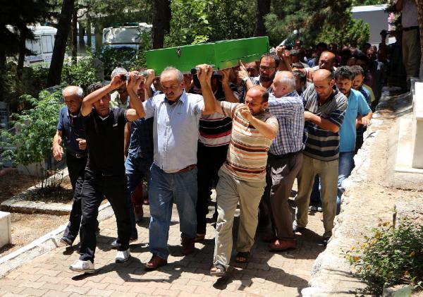 Bisikletiyle gezerken kamyon çarpan 9 yaşındaki çocuk öldü