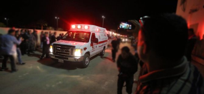Öğrenci otobüsü sele kapıldı: 10 ölü