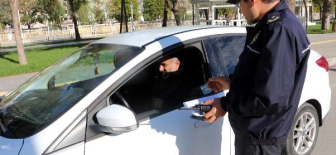 Yayalara yol vermeyen sürücülere ceza