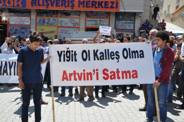 Artvin’de çevreciler yine sokakta