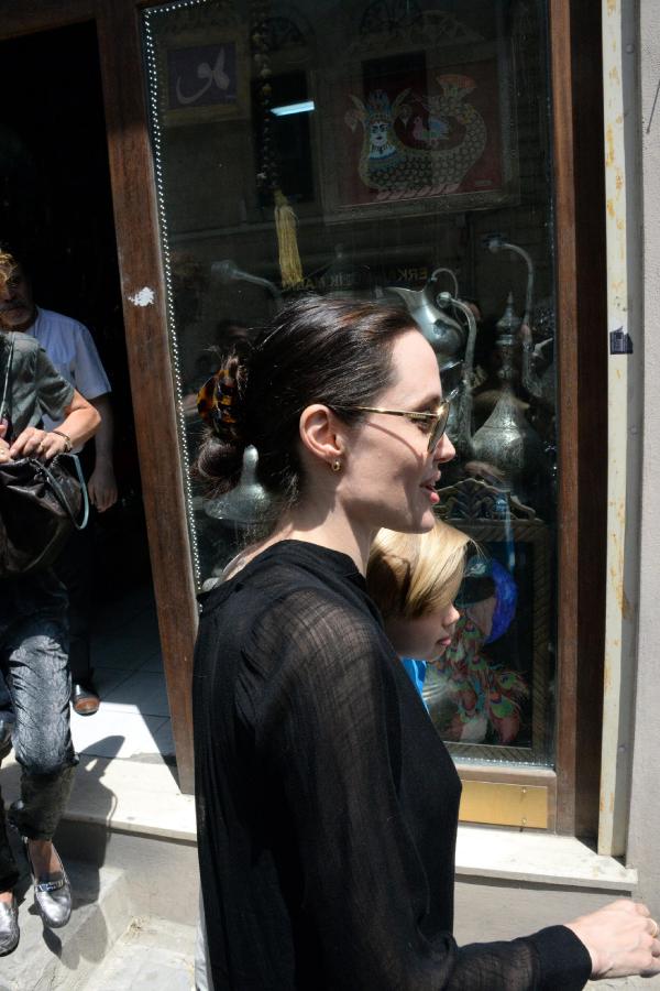 Angeline Jolie, Mardin sokaklarında