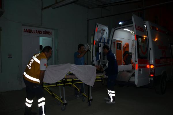 6’ncı kat penceresinden otomobilin üzerine düştü