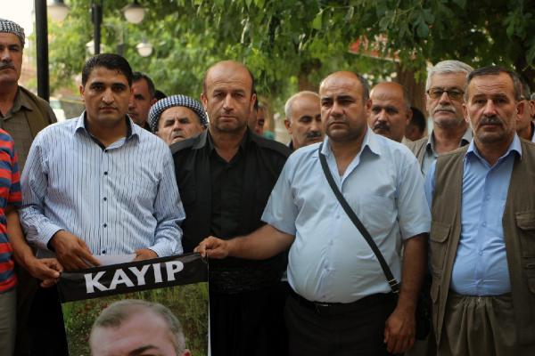 Aşiret, kayıp üyelerinin bulunması için basın açıklaması yaptı