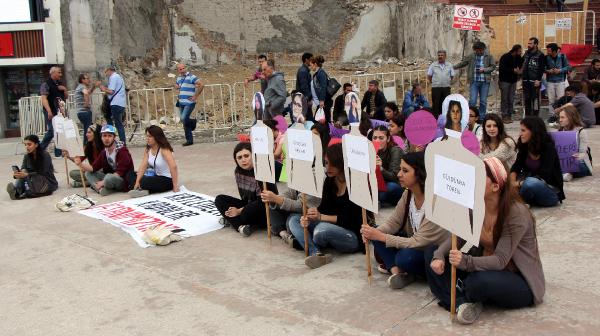 Cansu Kaya'nın öldürülmesi protesto edildi