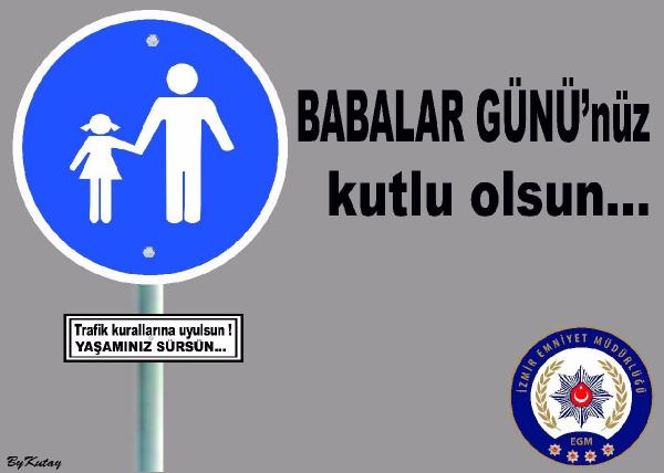 Trafik polisleri sürücülerin Babalar Günü'nü kutladı