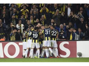 Fenerbahçe'de kara bulutlar dağılıyor