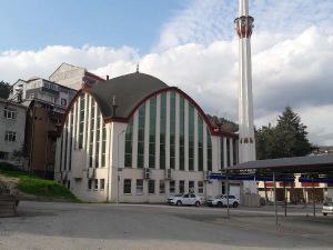 Vaazda adaylık açıklayan imama tepki