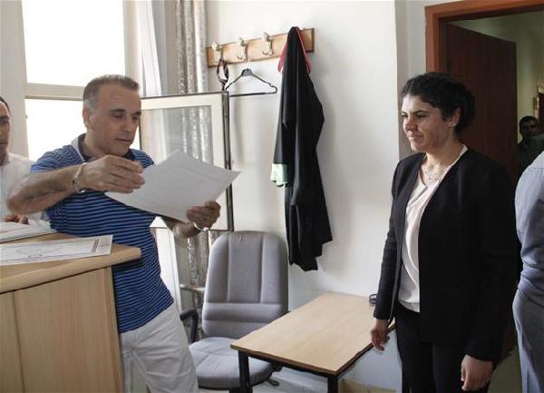 Niece of PKK’s Öcalan to serve as acting clerk at parliament