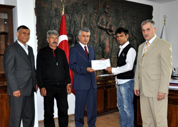 Hafızasını kaybetti, okuma yazmayı yeniden öğrendi