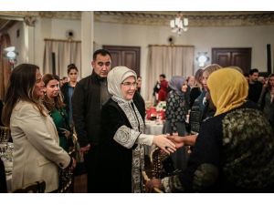 'Adalet olmayınca bir yerde, insan düşer her derde'