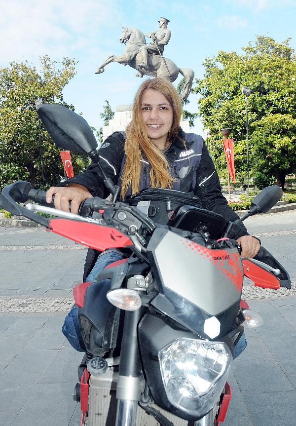 Kadına şiddete karşı motosikletle 7 bin kilometre yol gidecek