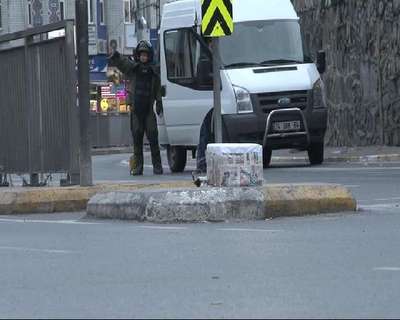 Okmeydanı'nda şüpheli koli...