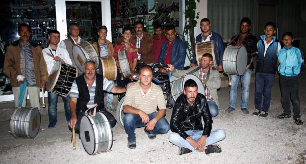 Motorize Ramazan davulcuları