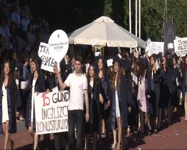 Boğaziçi Üniversitesi'nde mezuniyet heyecanı...