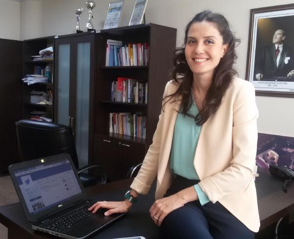 Yrd. Doç. Dr. Özel: Çalışanlar Twitter'dan takip edilmek istemiyor