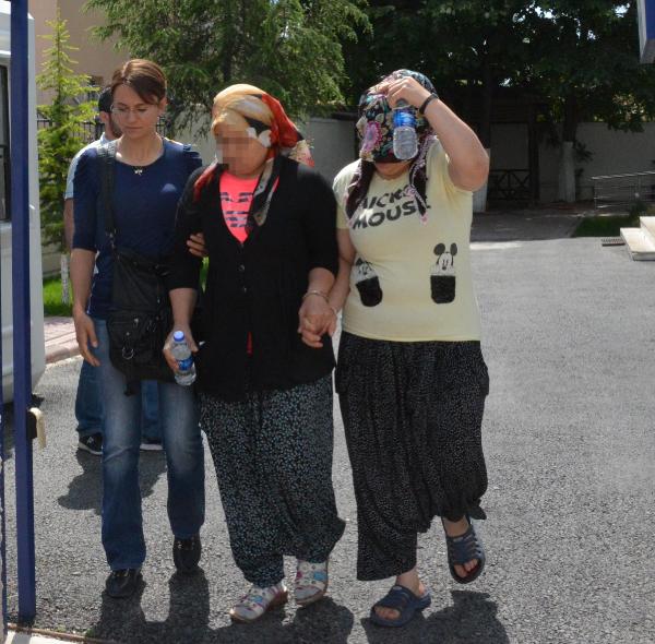 İki kadın, 'Kocalarımız evde yok' deyip çağırdığı mobilyacıya şantaj yapmış