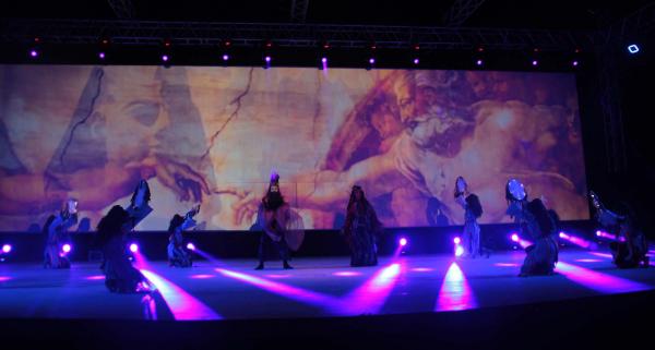 Marmaris'te yaz boyunca Ottoman tiyatral dans gösterisi