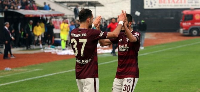 Göztepe galibiyete üç golle ulaştı