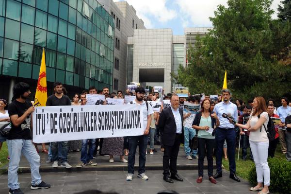 İTÜ'de 40 öğrenciye soruşturma protesto edildi