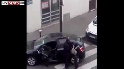 Paris saldırısının yeni görüntüleri yayınlandı