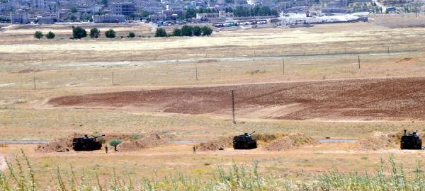 IŞİD bombalı araçla Kobani'ye saldırdı, yaralılar Türkiye'ye getirildi (3)