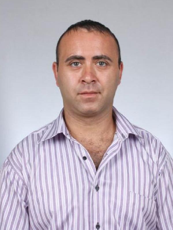 Arkadaşıyla buluşmaya giden kaportacının otomobilde cesedi bulundu