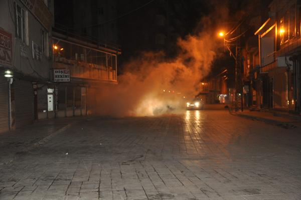 Yüksekova'da Kobani gerginliği