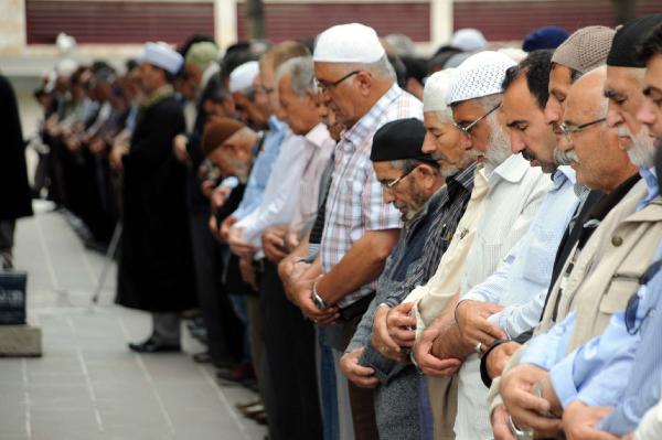 Tokat'ta 28 Uygur Türkü içi gıyabi cenaze namazı