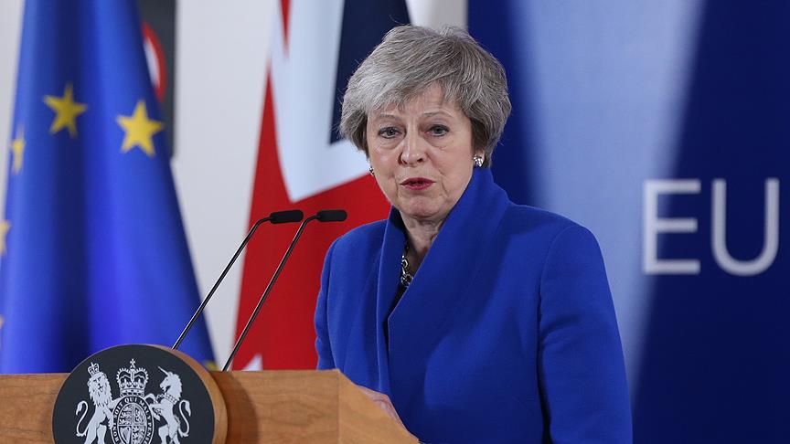 Theresa May’den istifa kararı