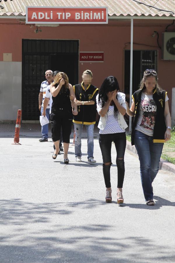 Fuhuştan yakalandı, gülme krizine girdi