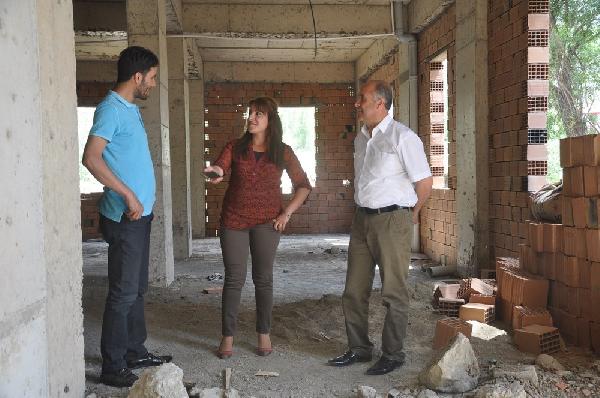 Tek katlı müstakil evini belediye hizmet binası yaptı