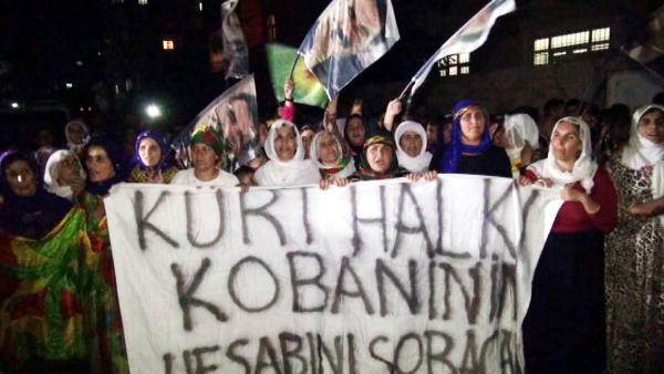 IŞİD'in Kobani'ye saldırısı Cizre'de protesto edildi