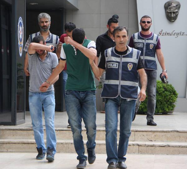 'Otomobildeki çantayı çaldık ama içersinde dolar yoktu'