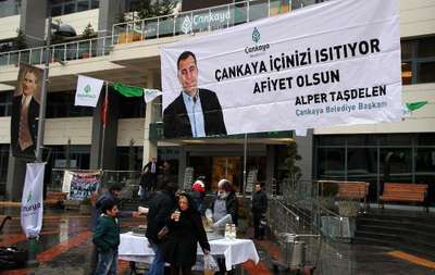 ANKARA'DA 10 BİN KİŞİYE SICAK ÇORBA