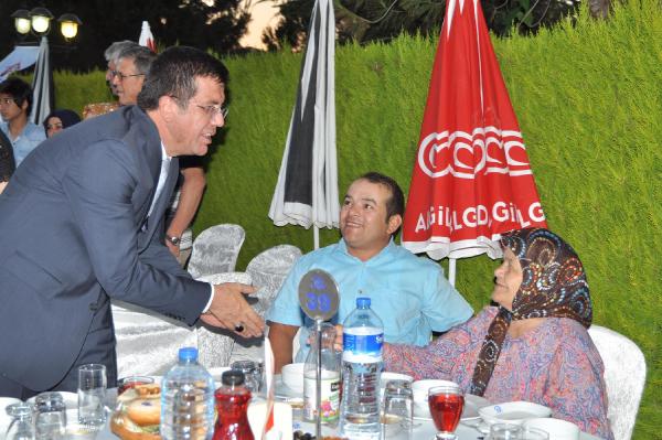 Zeybekci: Kardeşlerimizi namerde muhtaç etmeyeceğiz
