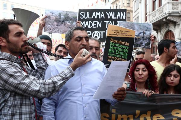 Tunceli'deki "Doğa katliamını" Beyoğlu'nda yürüyerek protesto ettiler