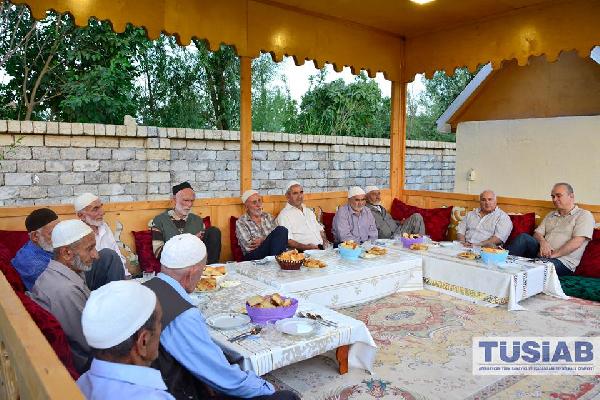 Türk işadamlarından Azerbaycan'da gıda yardımı