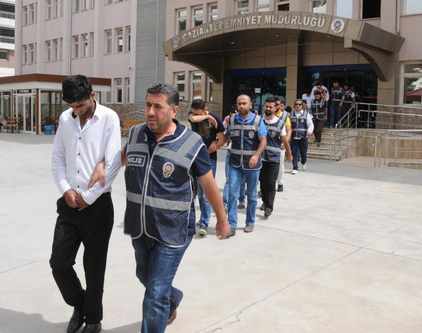 Gaziantep’te 'joker' operasyonu: 23 gözaltı