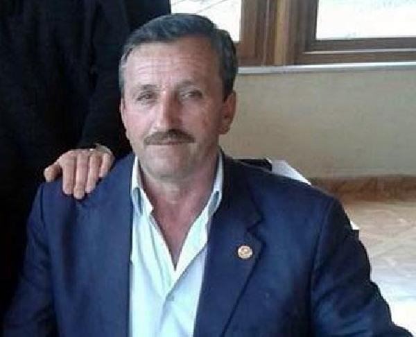 Kastamonu'da devrilen traktörün altında kalan muhtar öldü