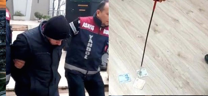 Camilerde toplanan bağışları çalmak için aparat yaptı