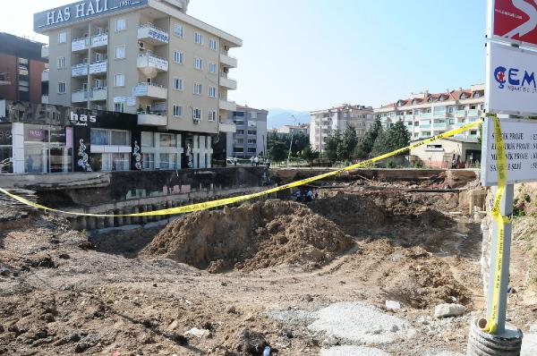 Temel çukuruna düşen inşaat bekçisi öldü