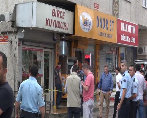Kartal'da silahlı kuyumcu soygunu