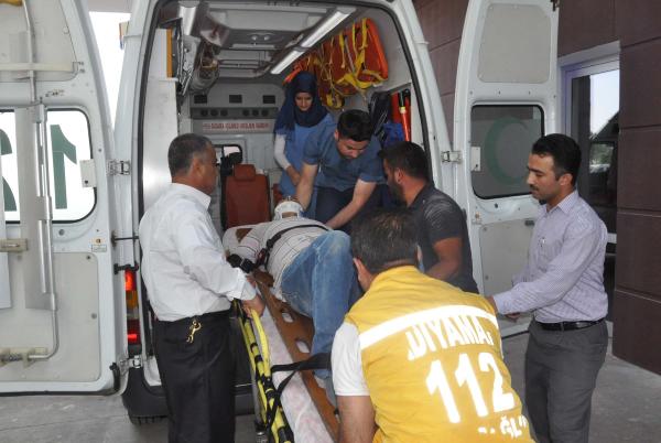 İnşaatın 3'üncü katındaki iskeleden düşen işçi yaralandı